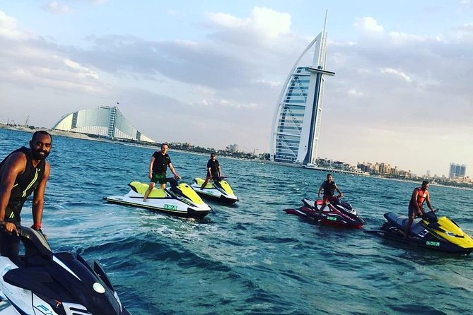 1-Hour Jet Ski Tour – Burj Al Arab, Atlantis, & Dubai Skyline - The first few minutes: a short jet ski lesson