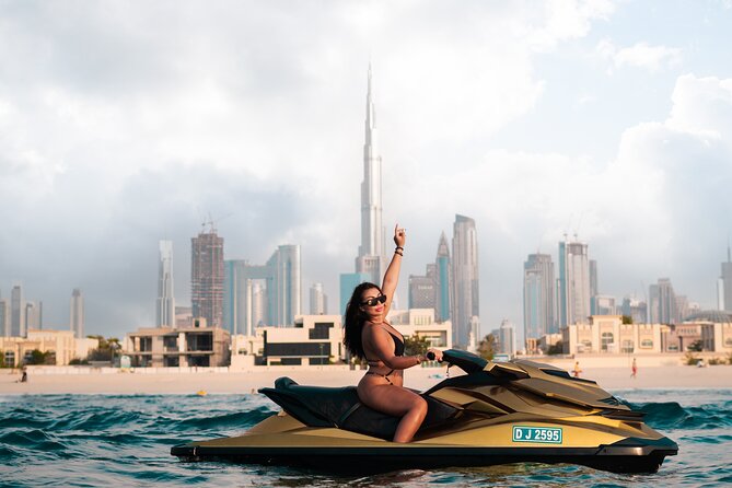 24 Karat Gold Jet Ski Adventure with Burj Khalifa View - Arriving at Jumeirah 2