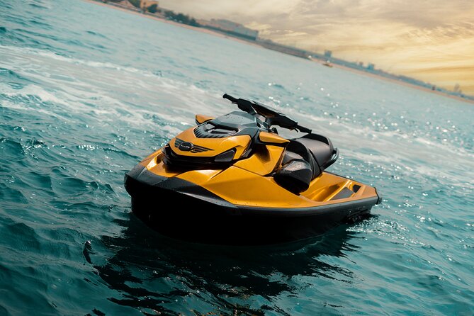 24 Karat Gold Jet Ski Adventure with Burj Khalifa View - The guide makes a real difference
