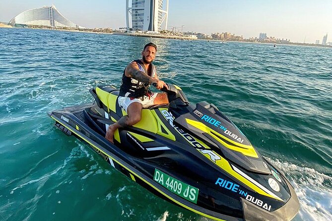 30mins Burj Al Arab Jetski Tour - Who should book this jet ski tour?