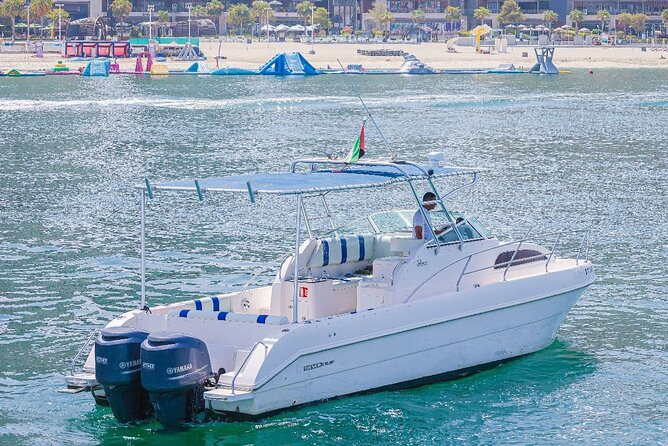 33Ft Private Yacht Rental On New Year's Eve 2025 - Palm Jumeirah takes up the final 90 minutes