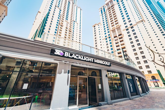 3d Blacklight Minigolf - Jbr / Marina Dubai - Why the 3D glasses matter