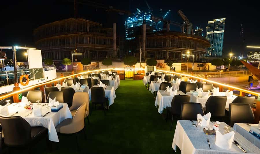 5-Star Marina Dhow Dinner Cruise With Live Entertainment - Should you book the Jack Sparrow dhow cruise?