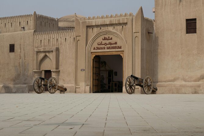 6 Emirates Full Day Tour from Dubai One Day Trip - King Faisal Mosque and the first change of scene