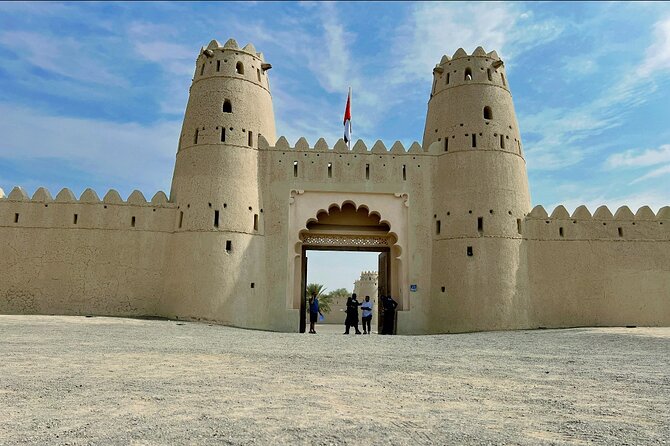 8 Hours Al Ain City Tour without lunch - Green Mubazzarah and the hot springs