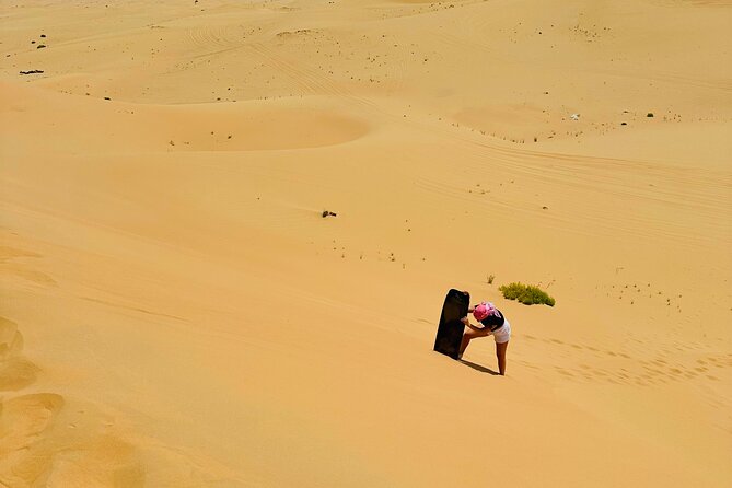Abu Dhabi: 4x4 Desert Safari and Sandboarding. - The 30-minute quad-bike ride