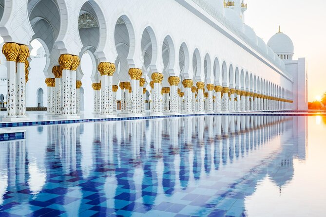 Abu Dhabi City Tour and Qasr AL Watan - From Dubai to Abu Dhabi along Sheikh Zayed Road