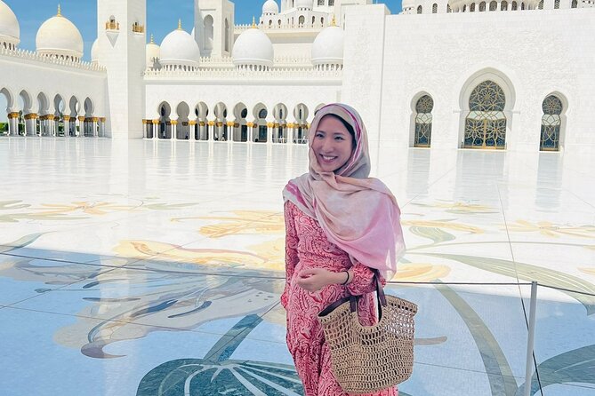Abu Dhabi City Tour and Qasr AL Watan - Marina Mall, Saadiyat Island, and Ferrari World