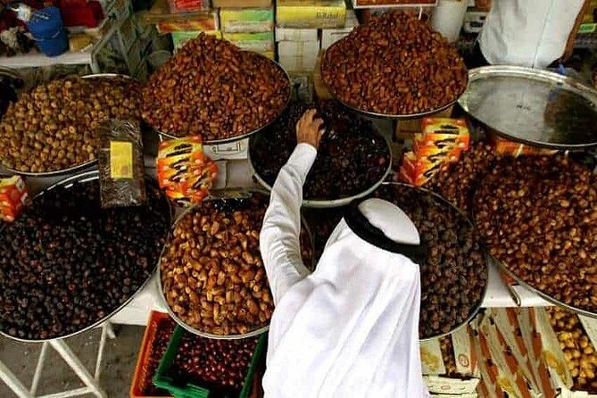 Abu Dhabi City Tour from Dubai: Qasr Al Watan, Emirates Palace, Mosque - The dates market adds a local shopping moment