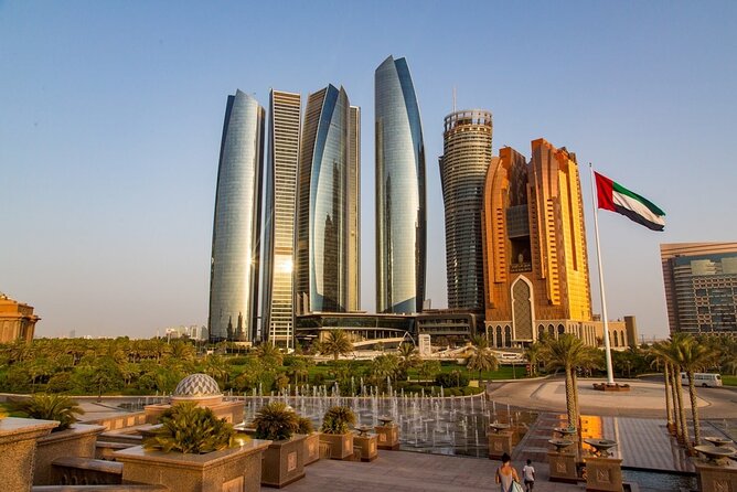 Abu Dhabi City Tour in 4x4 Private Vehicle, Dubai Pickup Option - Why a private 4x4 is useful from Dubai