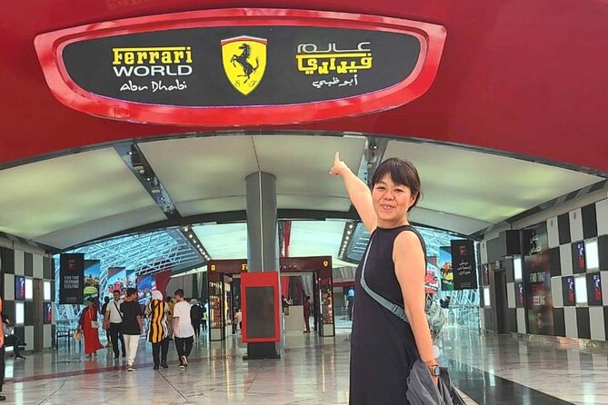 Abu Dhabi City Tour of Grand Mosque, Palace, Louvre, and Ferrari - Yas Mall is your practical lunch break