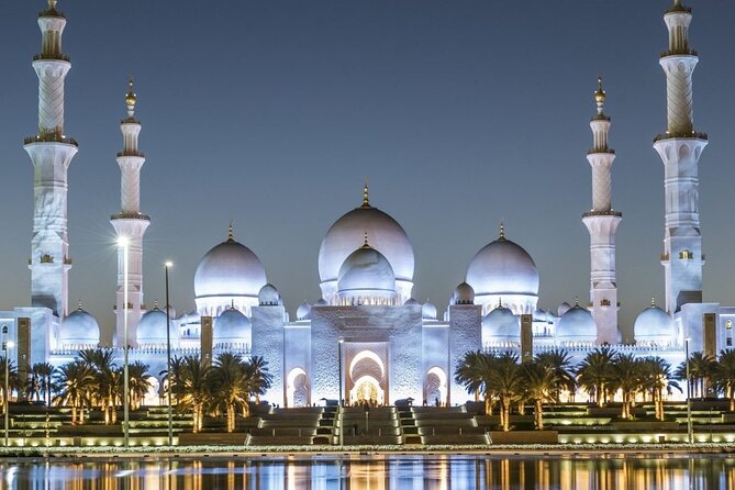 Abu Dhabi City Tour Private - Sheikh Zayed Mosque sets the tone