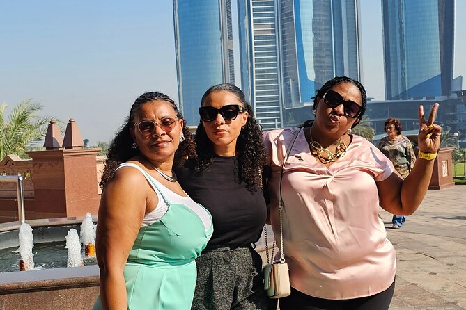 Abu Dhabi City Tour :Qasr Al Watan, Emirates Palace, Mosque - Miraj Museum and the Dates Market