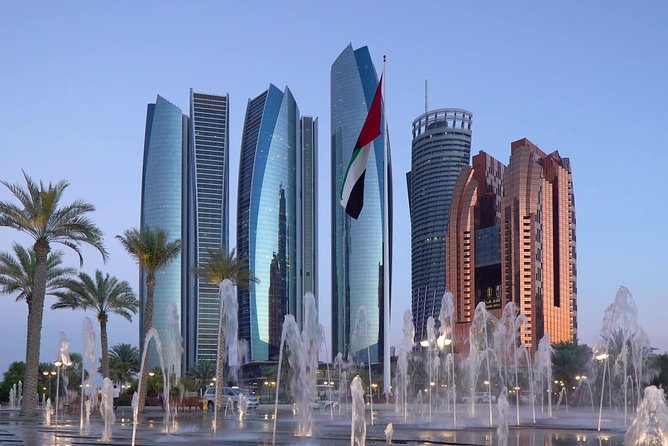 Abu Dhabi City Tour with Buffet Lunch - Ferrari World: a photo stop, not a theme-park day