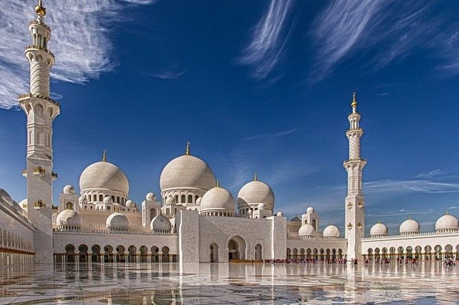 Abu Dhabi City Tour with Ferrari world Full Day - The pace, pickup, and small print that matter