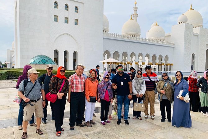 Abu Dhabi City Tour With Presidential Palace Entrance - Guided Tour - Entering the Sheikh Zayed Grand Mosque