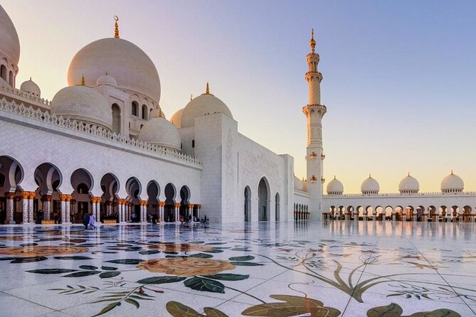 Abu Dhabi City Tour - Emirates Palace: grand interiors and a short photo visit