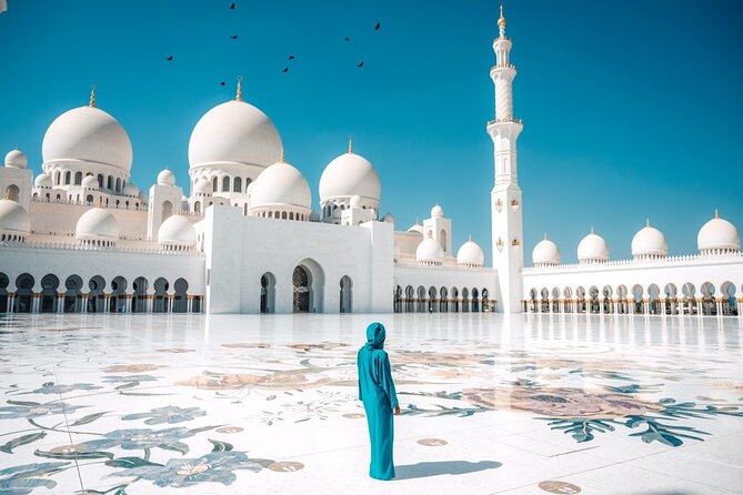 Abu Dhabi Day Tour with Qasr al Watan - Sheikh Zayed Grand Mosque: the day’s visual centerpiece