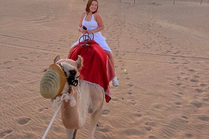 Abu Dhabi Desert Safari with Live Entertainment and Live BBQ - Who will enjoy this desert safari most?