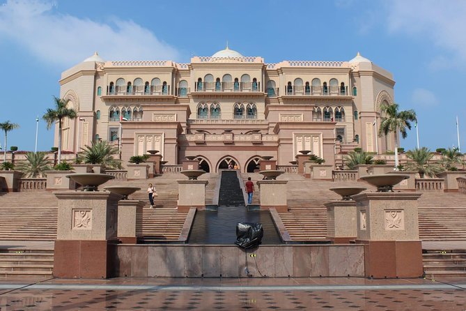 Abu Dhabi Full-Day Sightseeing Tour from Dubai with Mosque Visit - The Corniche is a moving view, not a beach day