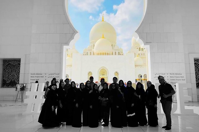 Abu Dhabi Full-Day Sightseeing Tour from Dubai with Mosque Visit - Ferrari World gives you a picture, not a theme-park visit