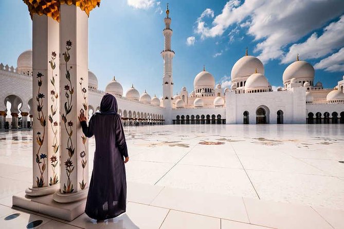 Abu Dhabi Guided City Tour With Ferrari World Tickets From Dubai - The Corniche and Yas Island connect the city’s different sides