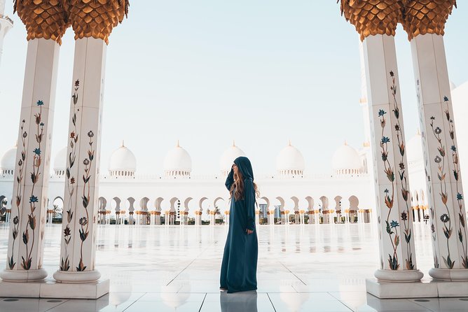 Abu Dhabi Half Day City Tour - Sheikh Zayed Grand Mosque deserves the longest stop