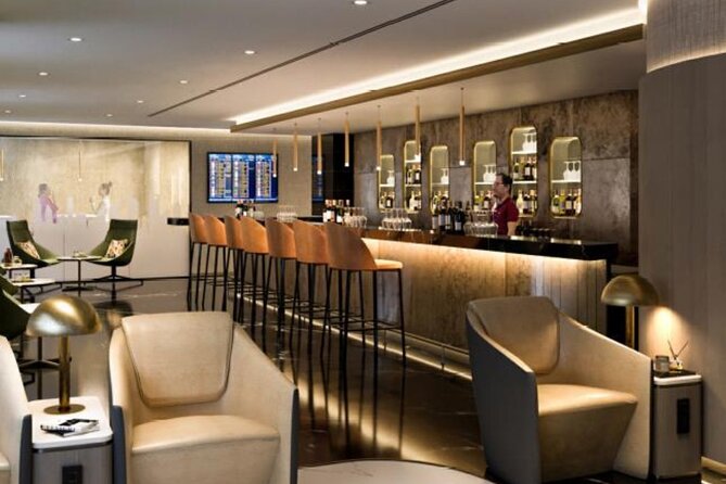 Abu Dhabi International Airport (AUH) VIP Lounge Access - Buffet food, drinks, and the bar