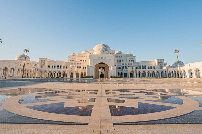Abu Dhabi Private City Tour - Two hours inside Sheikh Zayed Grand Mosque