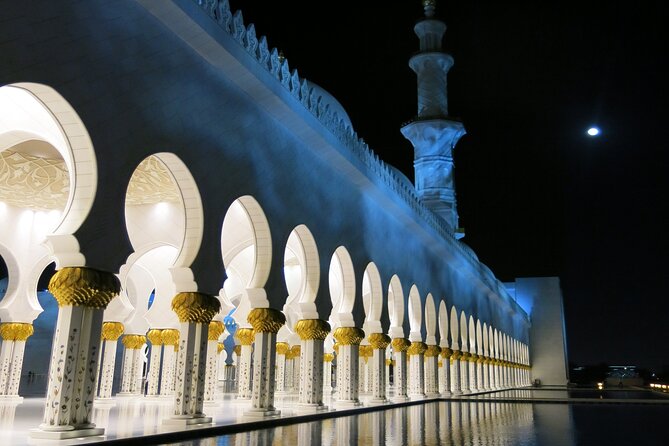 Abu Dhabi Sheikh Zayed Grand Mosque Tour - Who should book this half-day tour?