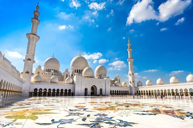 Abu Dhabi - Sheikh Zayed Grand Mosque Tour In A Private Vehicle - The private vehicle makes the difference