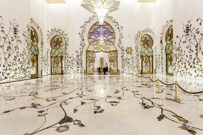Abu Dhabi Sheikh Zayed Mosque Half-Day Guided Tour from Dubai - Dress rules are part of the visit