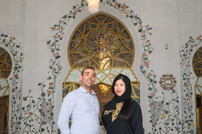 Abu Dhabi Sheikh Zayed Mosque Half-Day Guided Tour from Dubai - Inside the prayer hall and courtyards