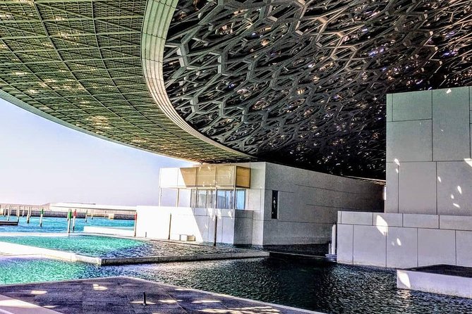 Abu Dhabi Sheikh zayed Mosque with Lunch, Louvre & Qasr Al Watan Palace - Who should book this experience?