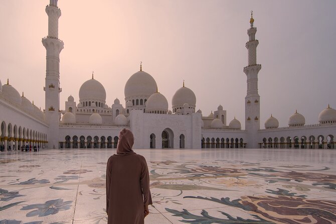 Abu Dhabi Sightseeing City Tour including Grand Mosque - Miraj Islamic Art Centre: attractive objects, possible sales pressure