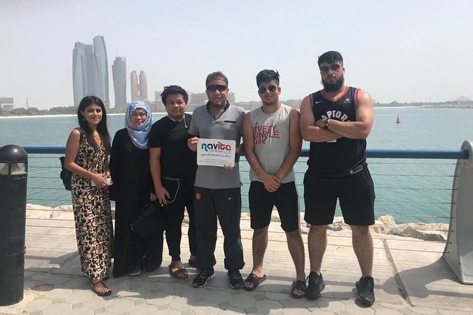 Abu Dhabi Sightseeing Tour from Dubai - Corniche views and Heritage Village