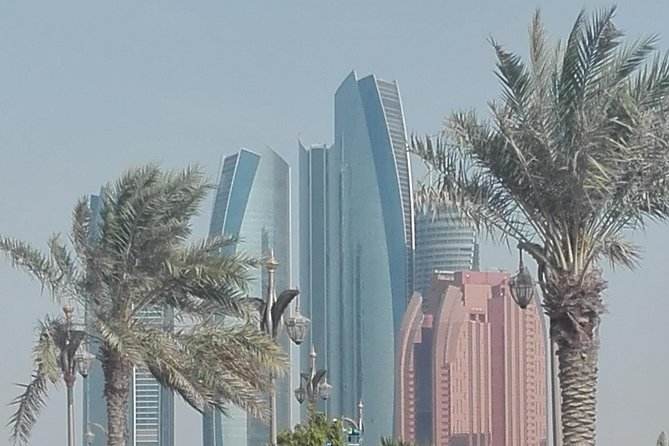 Abu Dhabi Sightseeing with Sheikh Zayed Grand Mosque & Louvre Abu Dhabi Private - Heritage Village for a glimpse of older Abu Dhabi