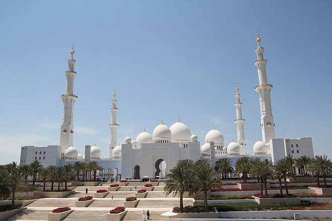 Abu Dhabi Tour from Dubai - Yas Island and the Ferrari World photo stop