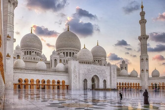 Abu Dhabi Tour from Dubai, Sheikh Zayed Mosqe & City Sightseeing - Heritage Village and Abu Dhabi’s older side