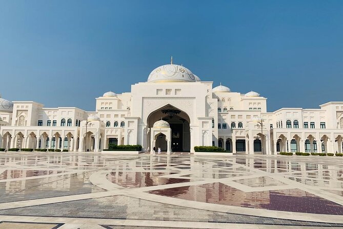 Abu Dhabi Tour Grand Mosque Emirates Palace Heritage Village - Marina Mall gives you a practical lunch break