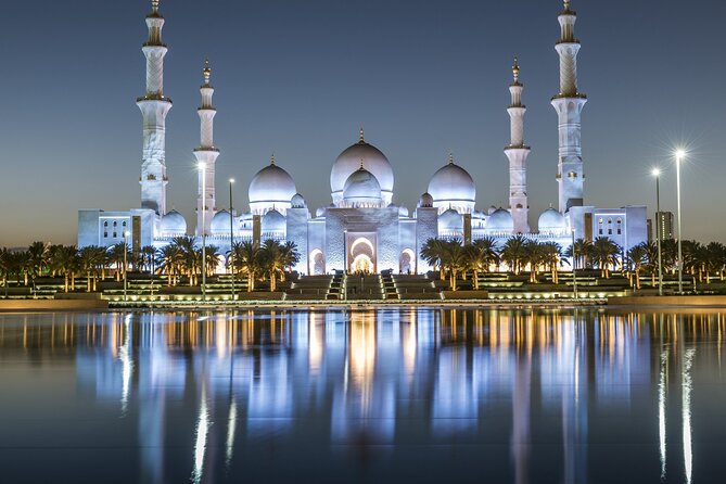 Abu Dhabi Tour in Private 4x4 with Grand Mosque, Louvre & Ferrari - Sheikh Zayed Grand Mosque: make this your visual anchor