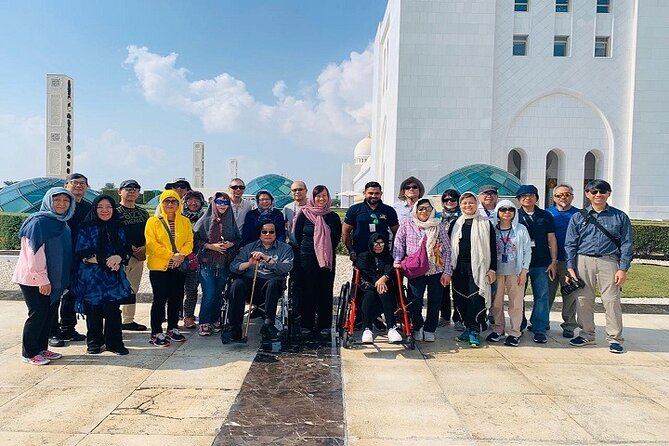 Abu Dhabi Tour With Ferrari World From Dubai - Emirates Palace, the Presidential Palace, and Marina Mall