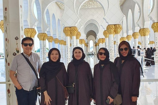 Abudhabi Private Layover Tour -6 hours - Yas Island is a fast tour of modern Abu Dhabi