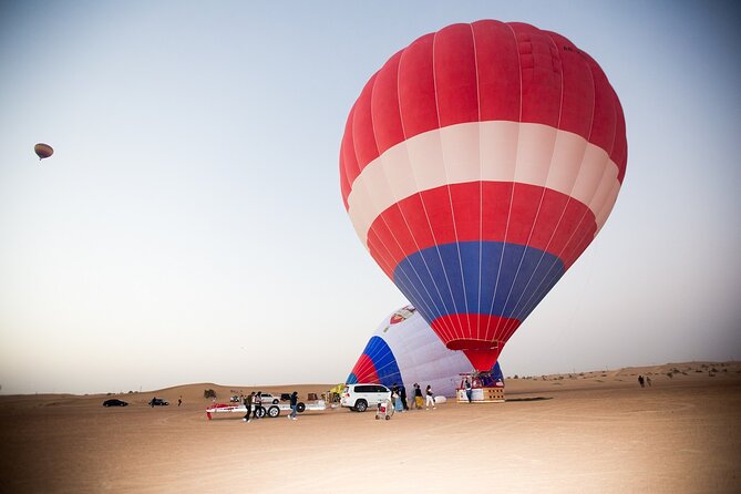Adventure Hot Air Balloon with Buffet Breakfast & Falcon Show - Group size, comfort, and practical limits