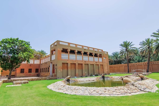 Al Ain City Sightseeing tour with Lunch from Dubai - The camel market and everyday UAE culture