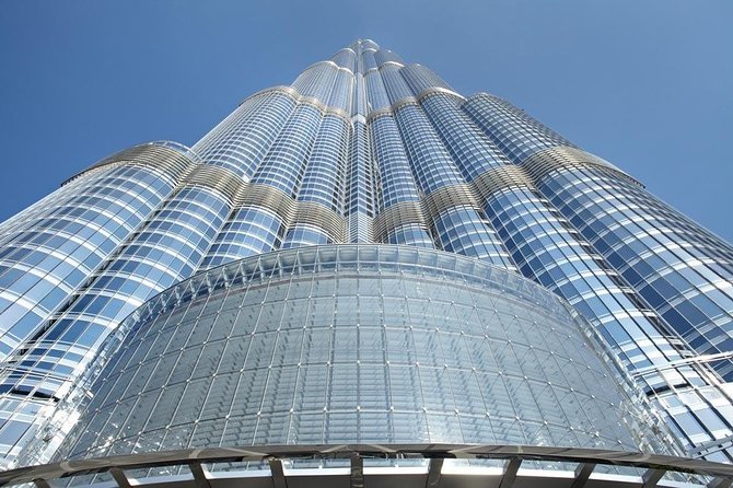 At the Top, Burj Khalifa 124/125 - Finding the ticket counter at Burj Khalifa Lake