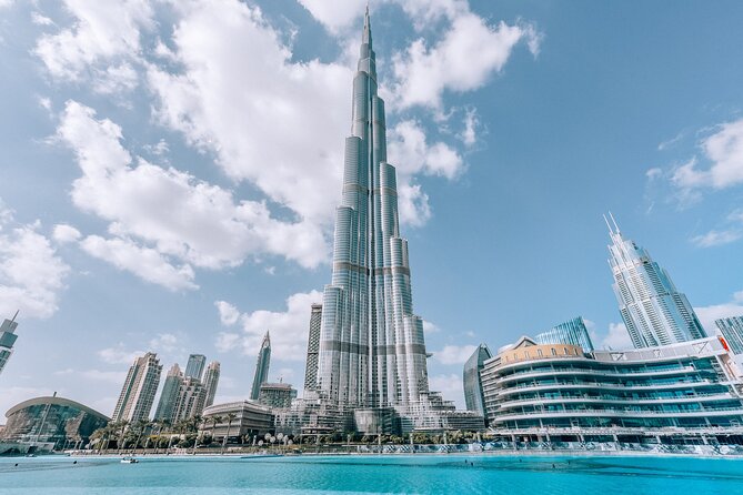 At the Top Burj Khalifa Level 124 & 125 Admission Ticket - Floor 125 and the 360-degree view