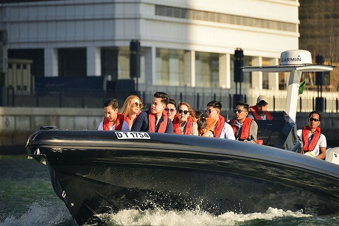 Atlantis 60 Minute Boat Tour - JBR combines beach and high-rise views