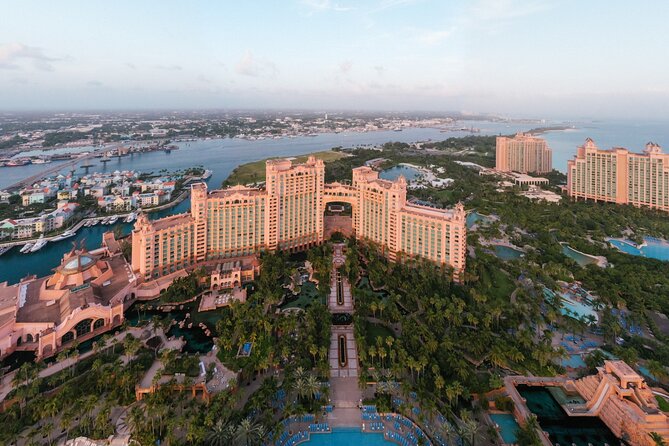 Atlantis Aquaventure Waterpark Ticket - Free falls and surfing for a change of pace