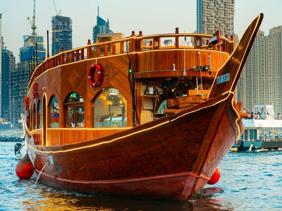 Best 5-Star Dhow Dinner Cruise Dubai Marina Jack Sparrow - What this Dubai Marina cruise is really like